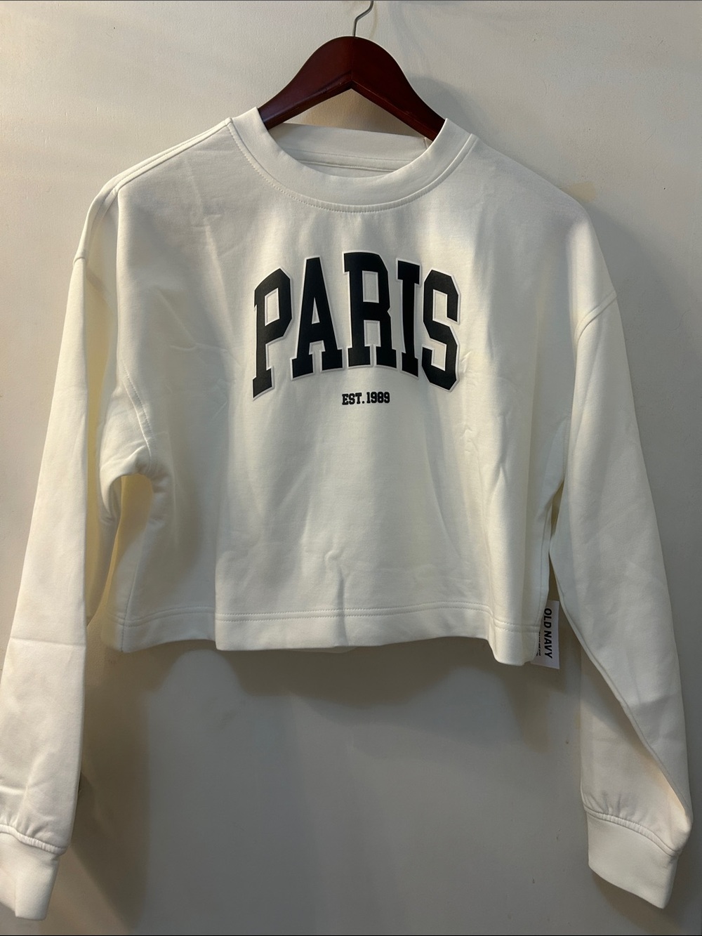 NWT Old Navy White Cropped Crewneck with 'PARIS' Graphic, Sz S